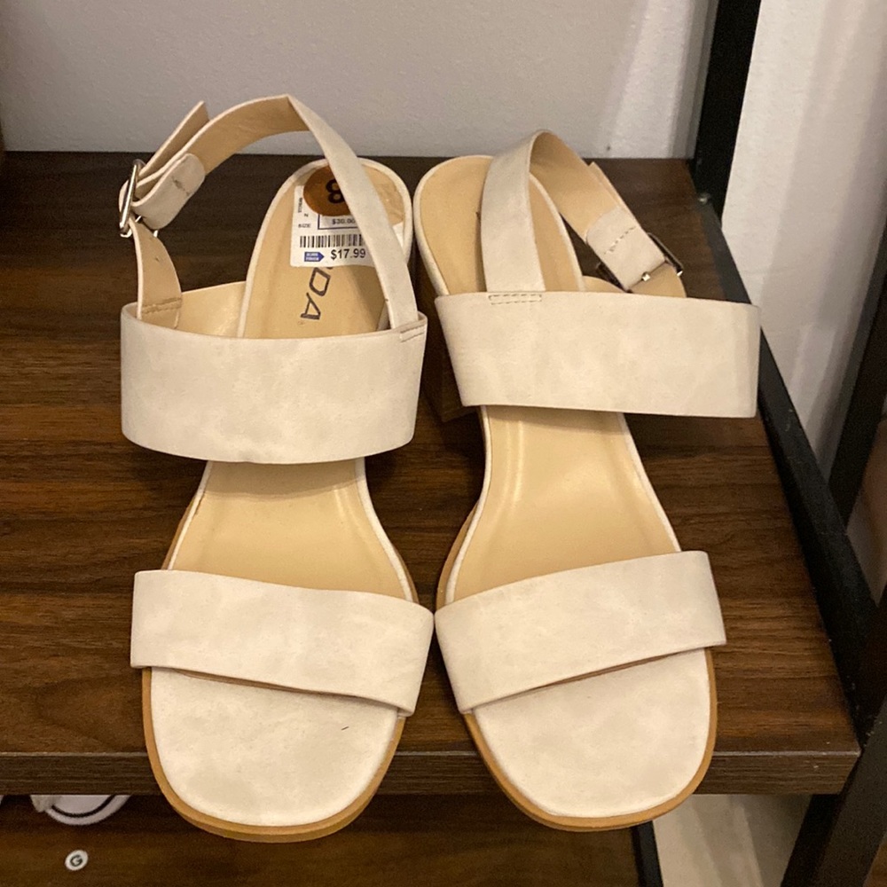 Little nude heels